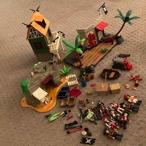 Play mobile combined pirate sets